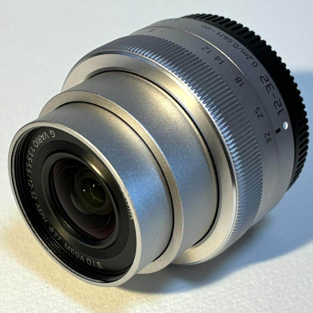 LUMIX G VARIO 12-32mm f/3.5-5.6 シルバー