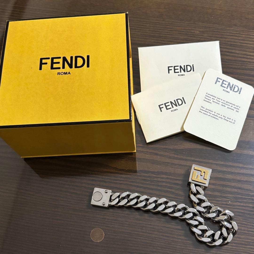 美品］フェンディ FFロゴ 喜平 チェーンブレスレット パラジウム＆ゴールド