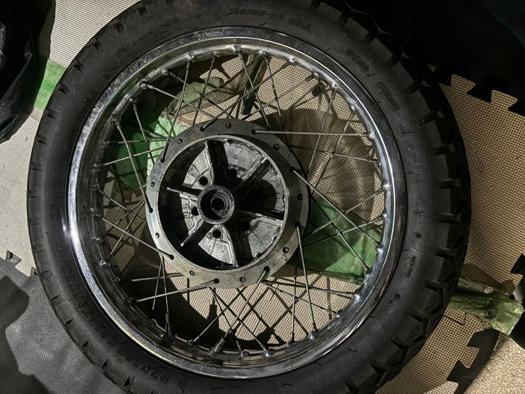 ス*ル様 GT380 リアホイール　ダンロップ オンロード スポークホイール ス*ル様 GT380 リアホイール ダンロップ オンロード スポークホイール