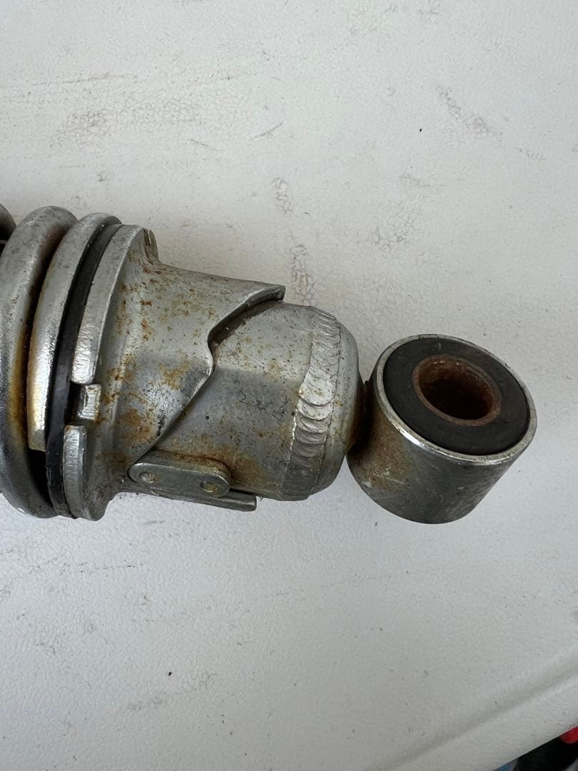 xlch アイアンショベル リアショック - メルカリ