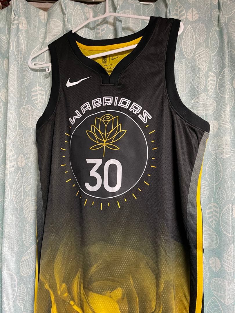 ステフィンカリー ウォリアーズ NBA ユニフォーム Stephen Curry