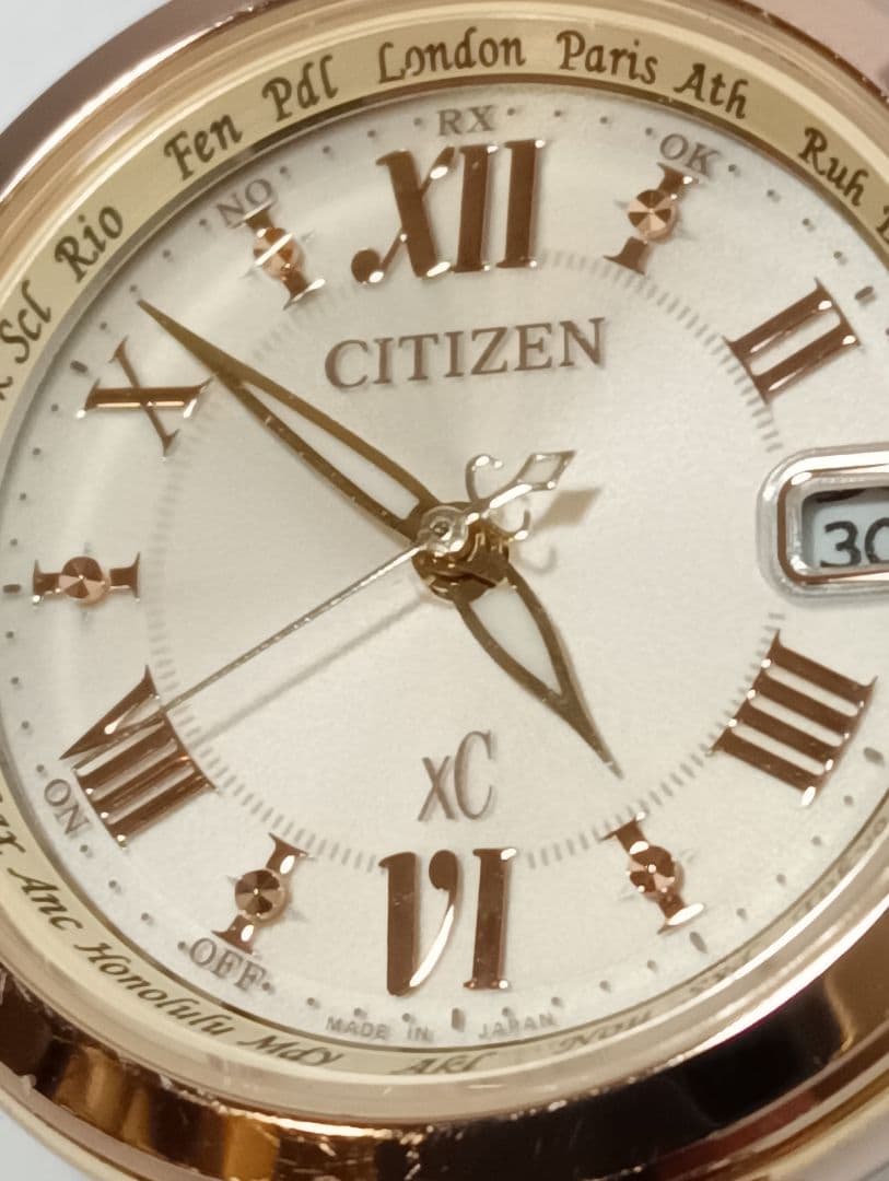 シチズン　HAPPY FLIGHT　電波ソーラー　腕時計　EC1032-54X