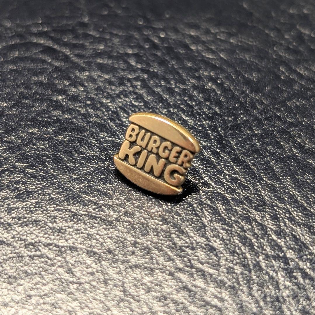 BURGER KING バーガーキング ハンバーガー ピンバッジ ロゴ - メルカリ