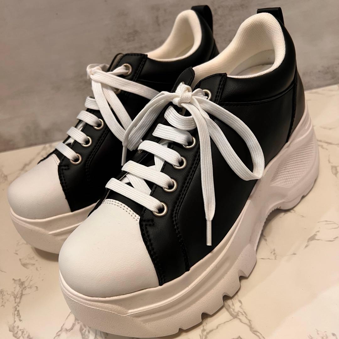 新品未使用 M サイズ 鈴木亜美さん プラットフォームスニーカー