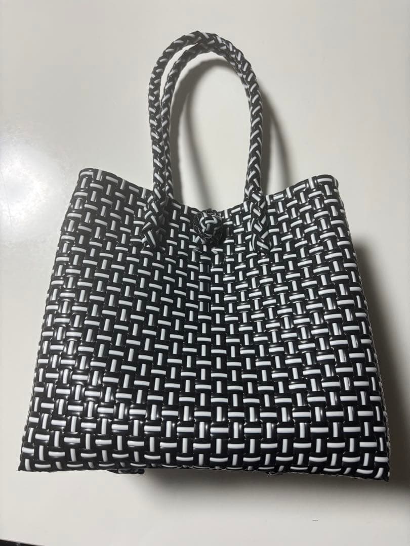 メケアリサ GUMMY バッグ S - メルカリ