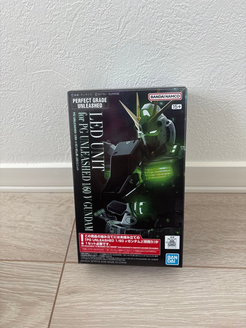 新品未開封　PG UNLEASHED 1/60 νガンダム用 LEDユニット 新製品】1/60 PG UNLEASHED νガンダム + νガンダム用 LEDユニット