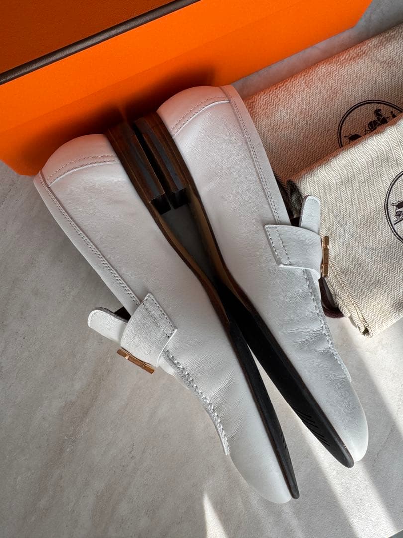 HERMES エルメス モカシンパリ 36.5 ホワイト ローズゴールド金具