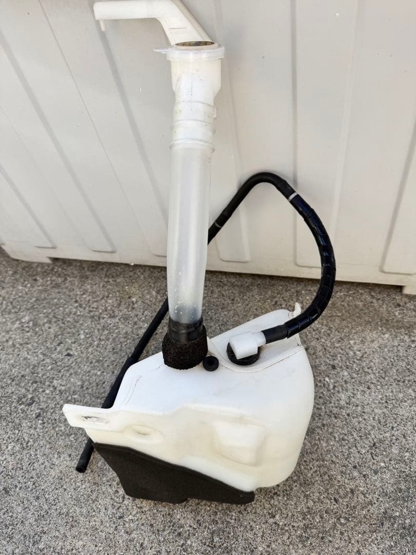 RX-7 FD3S ラジエーターリザーブタンク 新品未使用】RX-7 FD3S ラジエーターリザーブタンク サブタンク 純正品