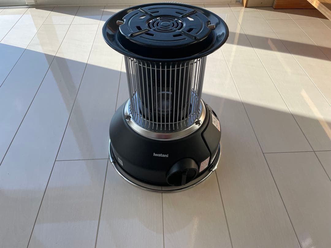 イワタニ 「マル暖」CB-STV-MRD カセットガスストーブ “マル暖” | 岩谷産業