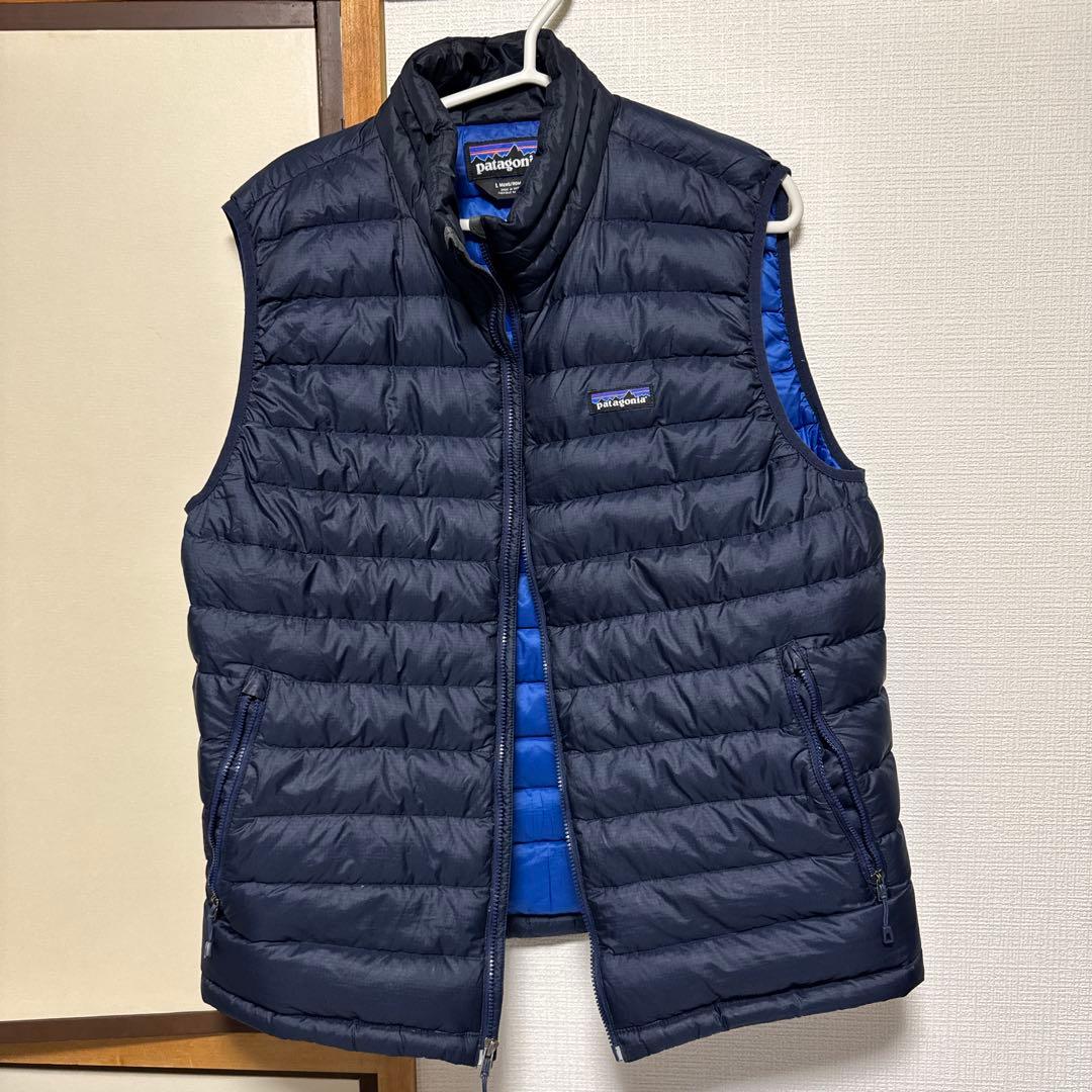 patagonia ダウンベスト L ネイビー - メルカリ
