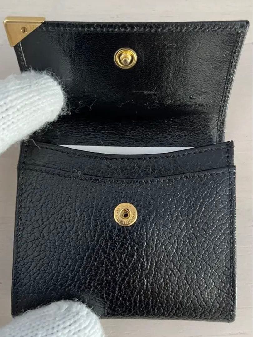 【新品未使用箱有り】　サルヴァトーレフェラガモ　ケース　黒