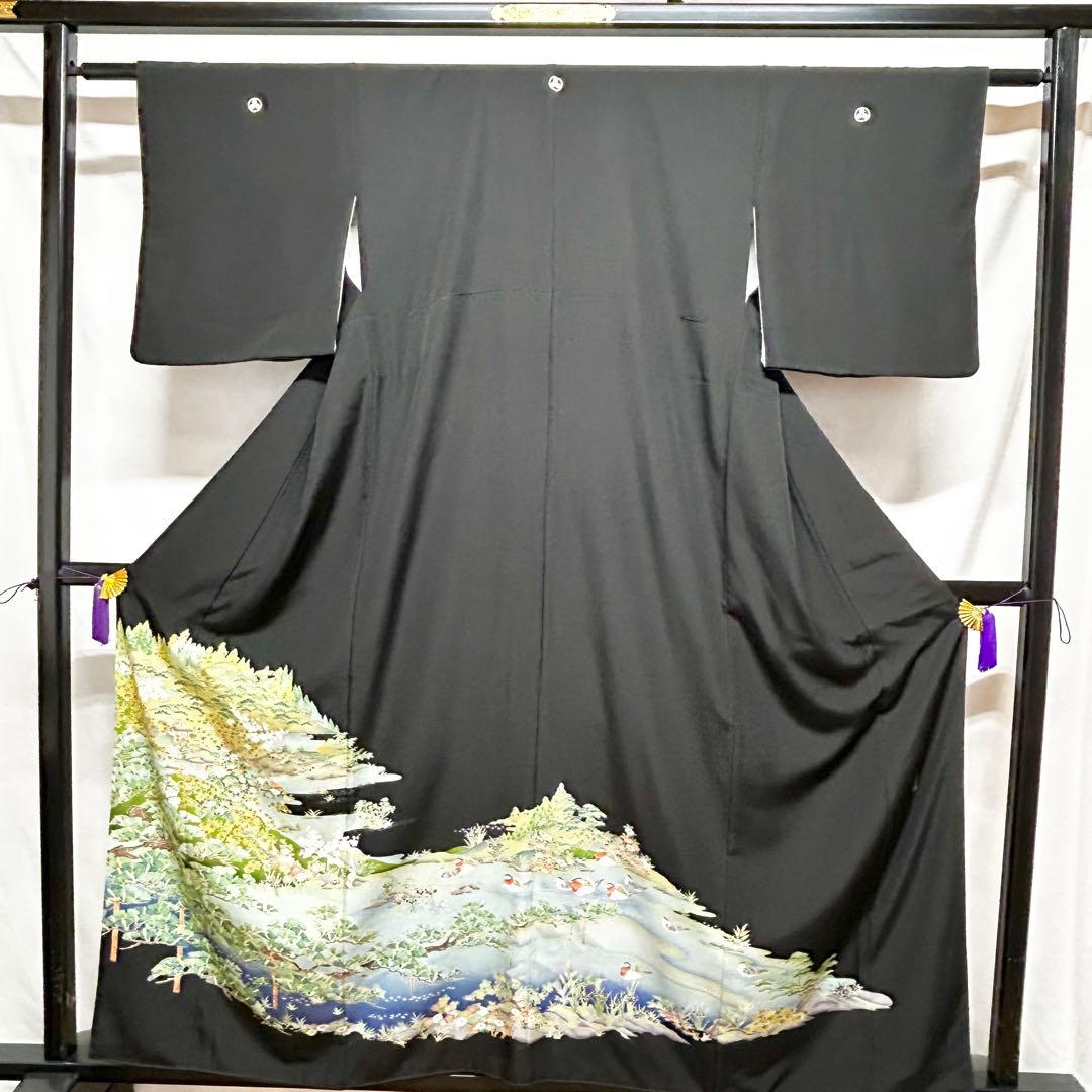 545】友禅黒留袖(さが美 織ネーム入り ) - メルカリ
