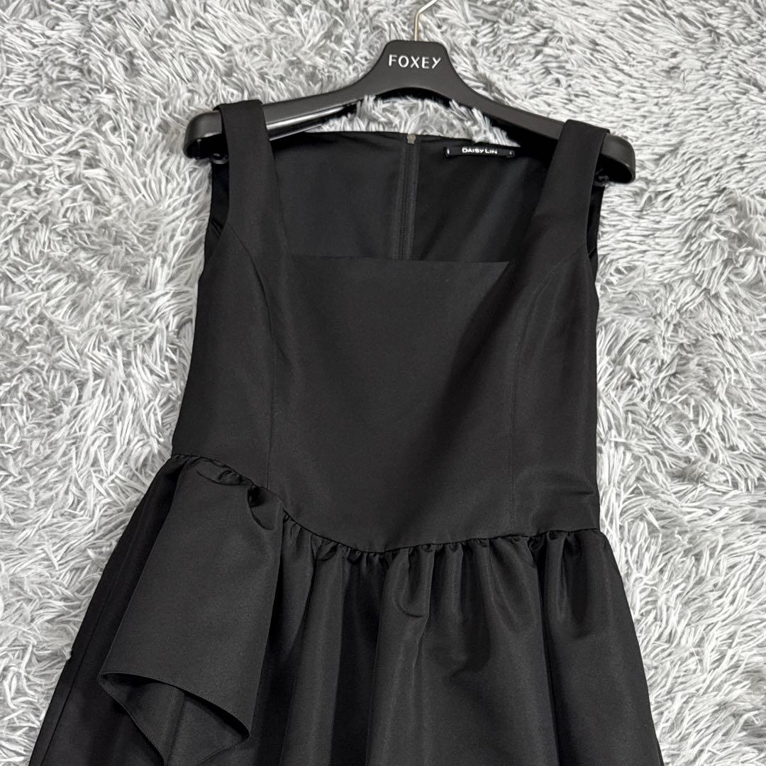 極美品✨2023年 フォクシー デイジーリン 定価10万 プリンセスフレ