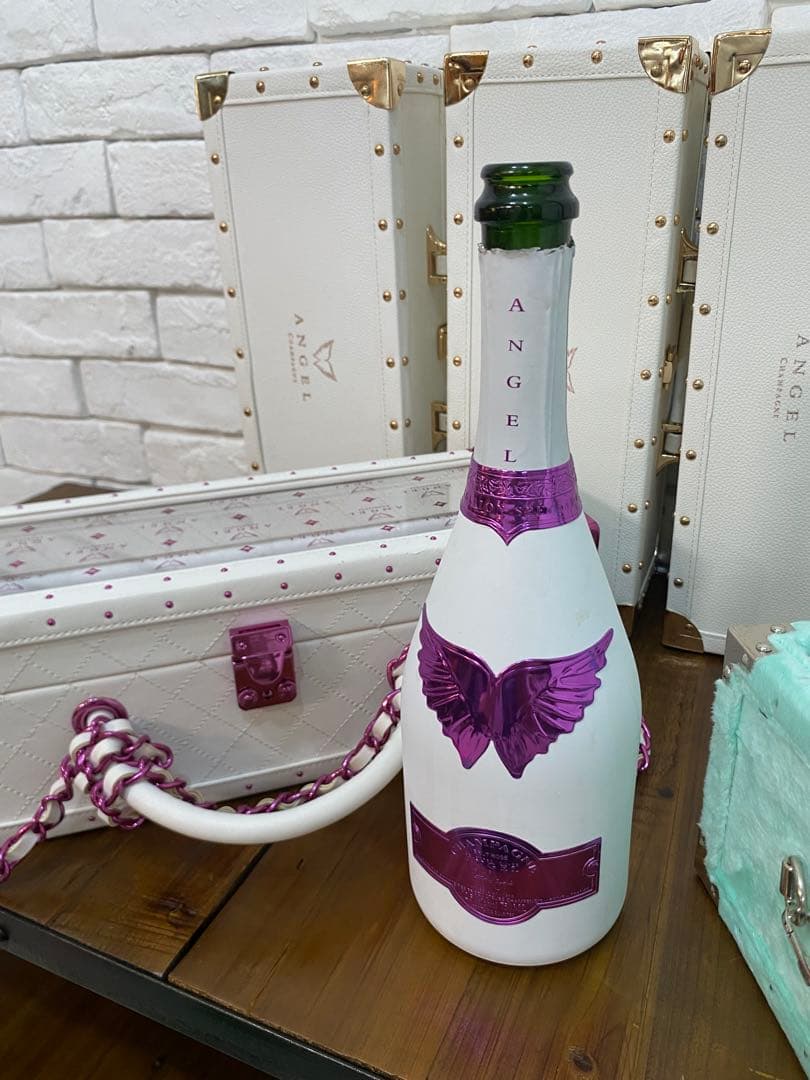 ⭐️【全国送料無料】エンジェル シャンパン 5本 空箱10個 撮影