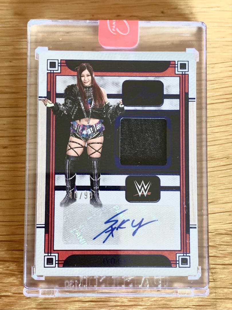WWE イヨスカイ IYOSKY auto 40/99 直筆サイン入りカード - メルカリ