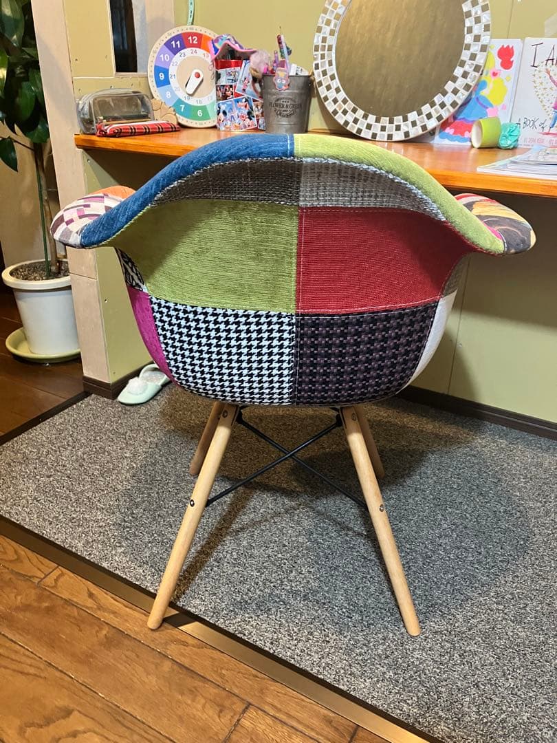 カラフルパッチワークダイニングチェア