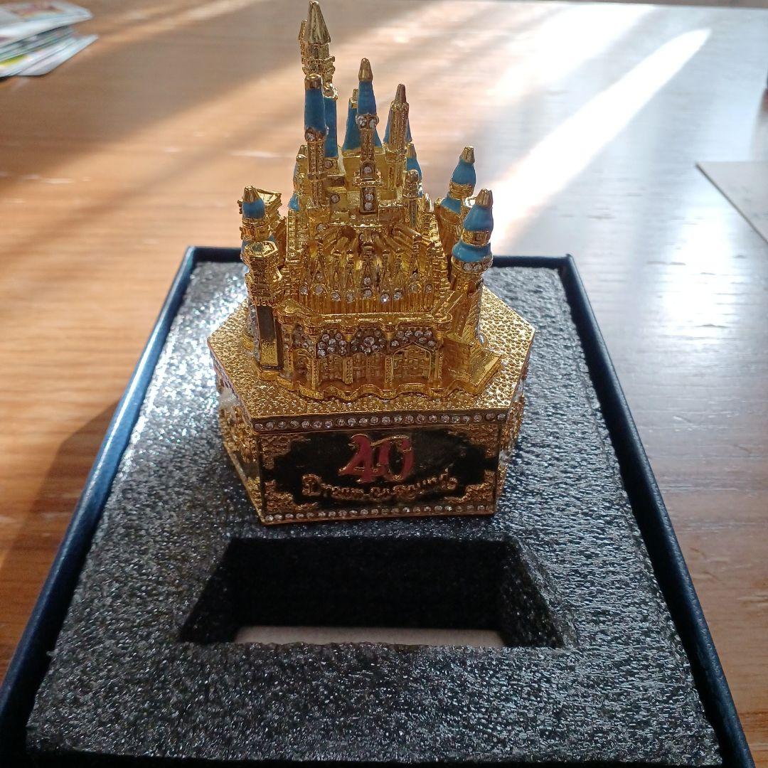 TDR限定】Arribas Brothers 40周年シンデレラ城 小物入れ - メルカリ