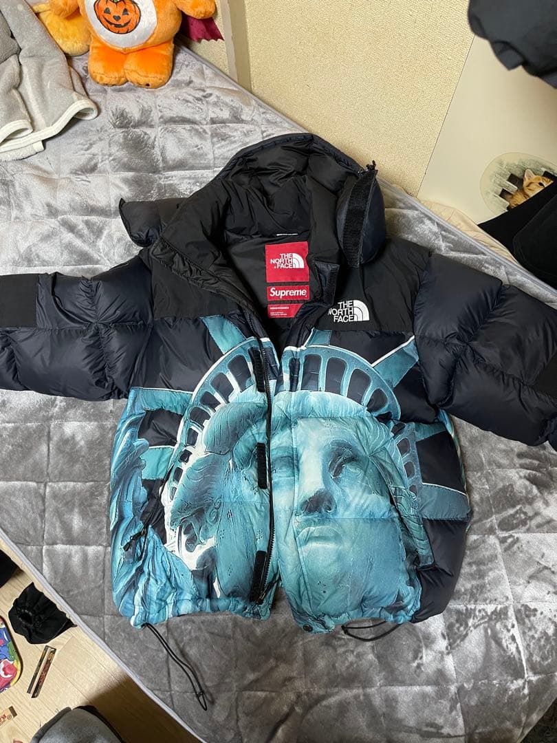 Supreme×NORTH FACE 自由の女神 バルトロライトジャケット/M - メルカリ
