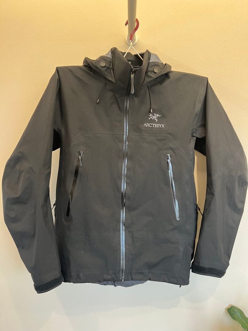アークテリクス　ベータARジャケット M ブラック　24aw