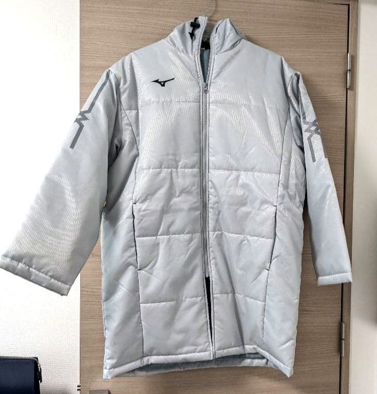 2026箱根駅伝 ベンチコート ミズノ ( 未使用) 読売新聞 - メルカリ