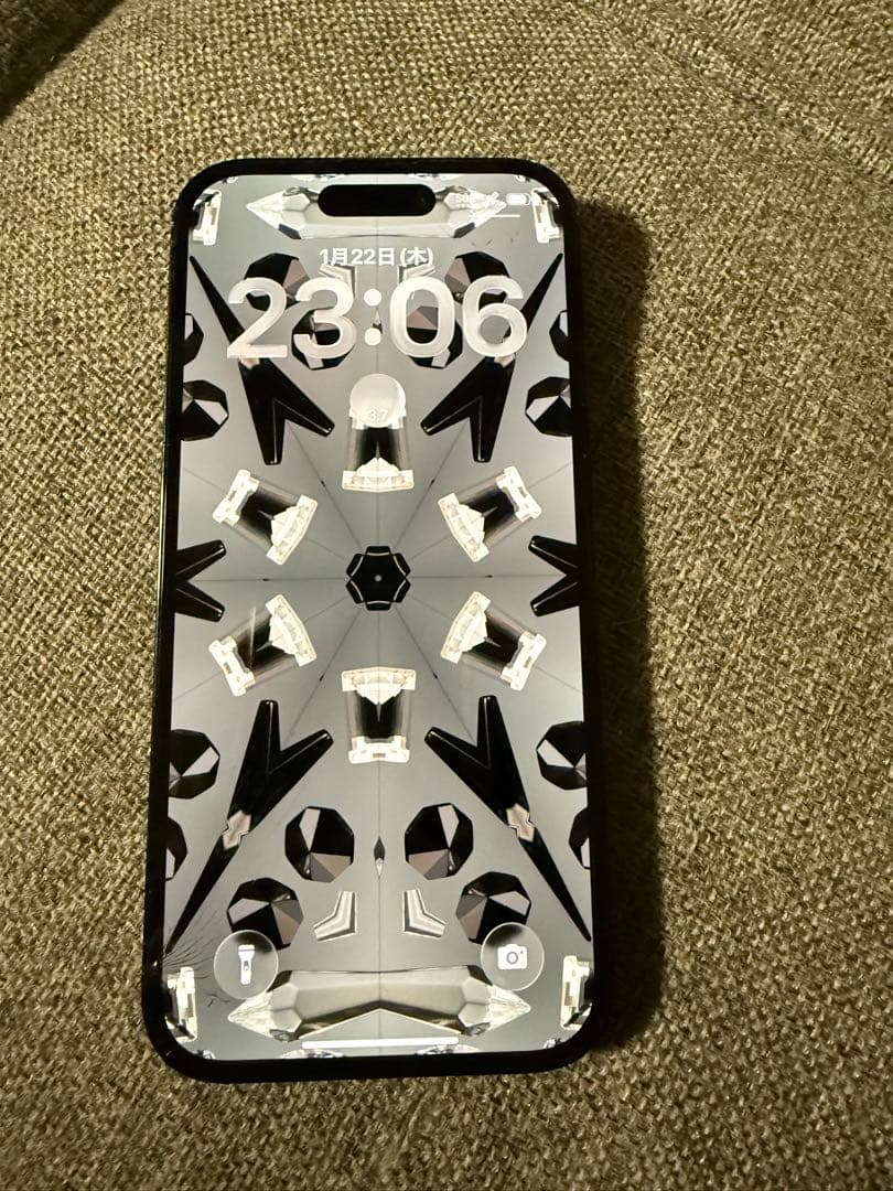 グ*ン様 Apple iPhone 14 Pro 128gb 画面割れ iPhone 14Pro max 画面割れ ディスプレイ交換修理 - スマホラボ 【総務