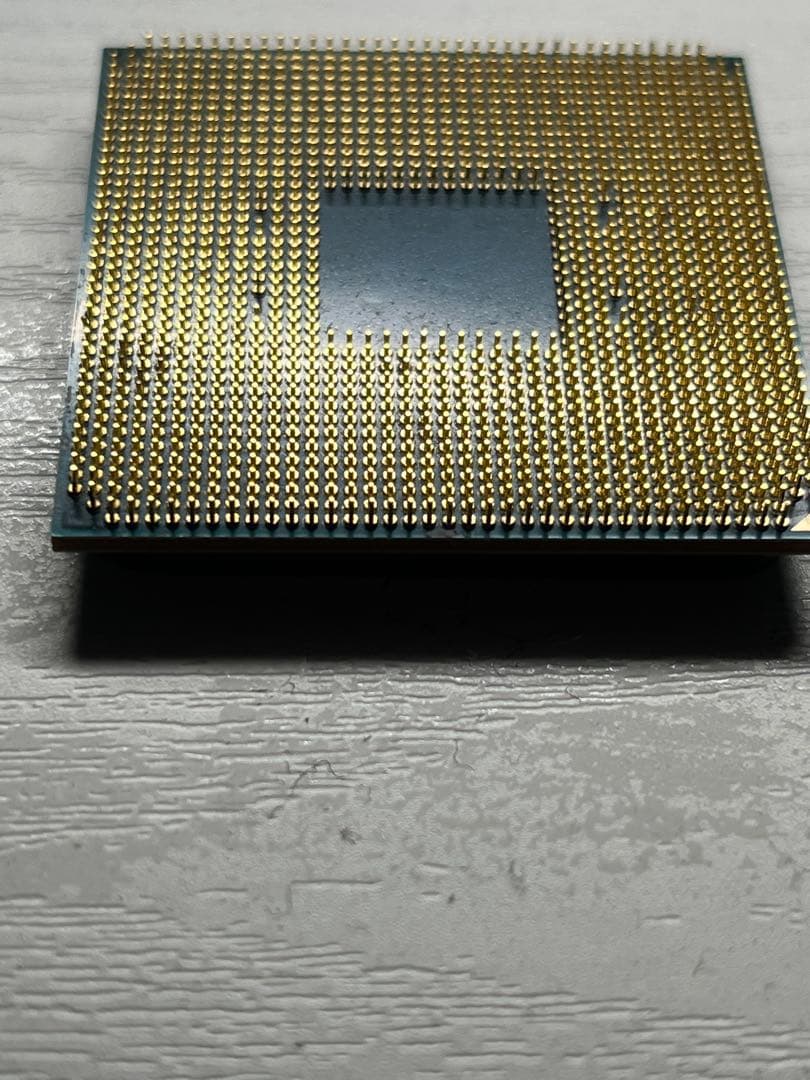 AMD Ryzen 5 5600 CPU ピン折れあり約8本　ジャンク