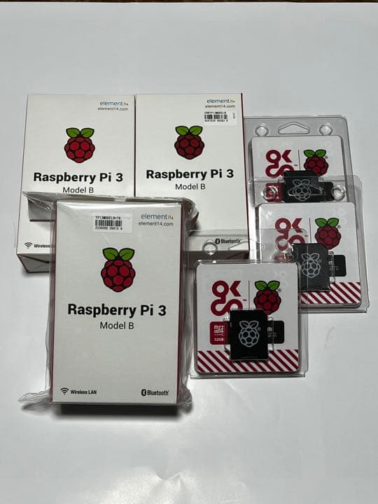 Raspberry Pi 3 model B NOOBS 32GB 各3セット Amazon.co.jp: TRASKIT Raspberry Pi 3 Model B Starter Kit