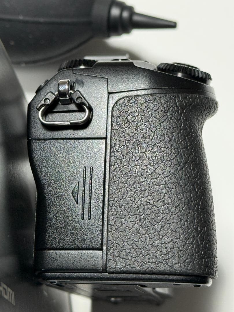 Olympus OM-D E-M1 レンズ12-40mm f2.8 pro 美品