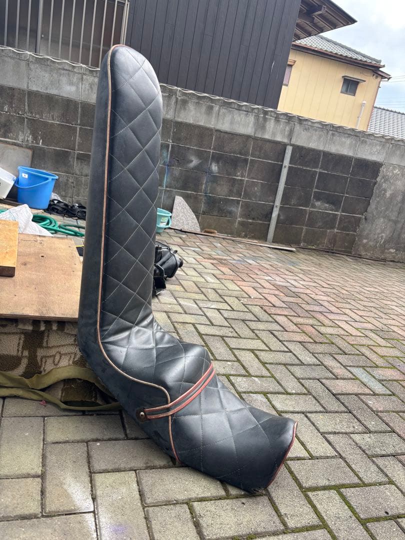 xjr400 4hm 大川 三段シート ダイヤモンドキルティング 80センチ