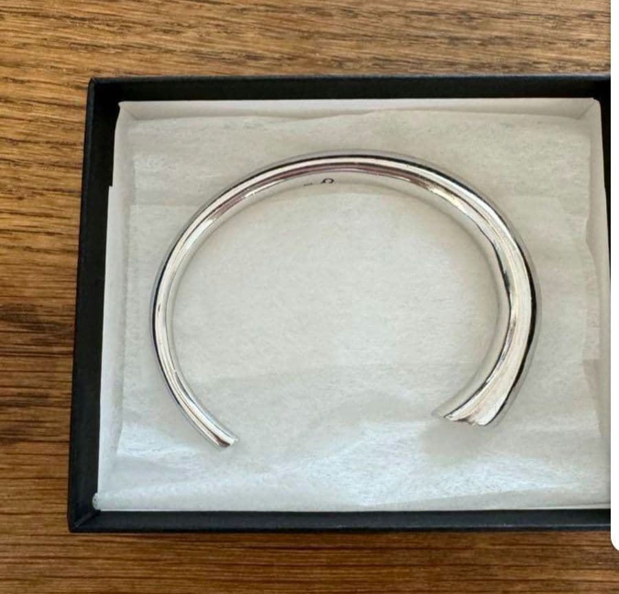 ヒアーズ バングル - メルカリ