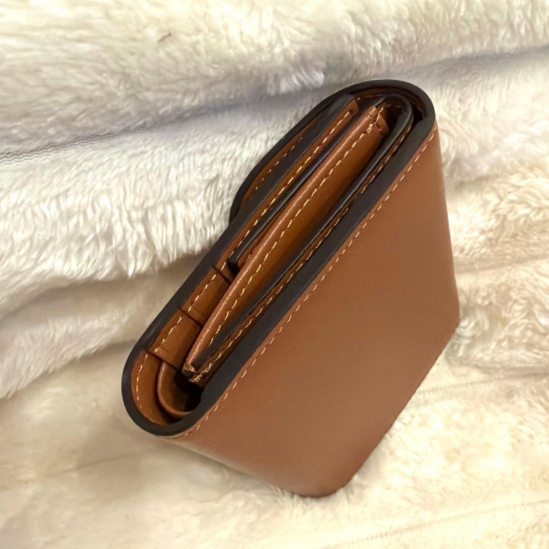 セリーヌ ブラウン レザー 三つ折り財布 - メルカリ