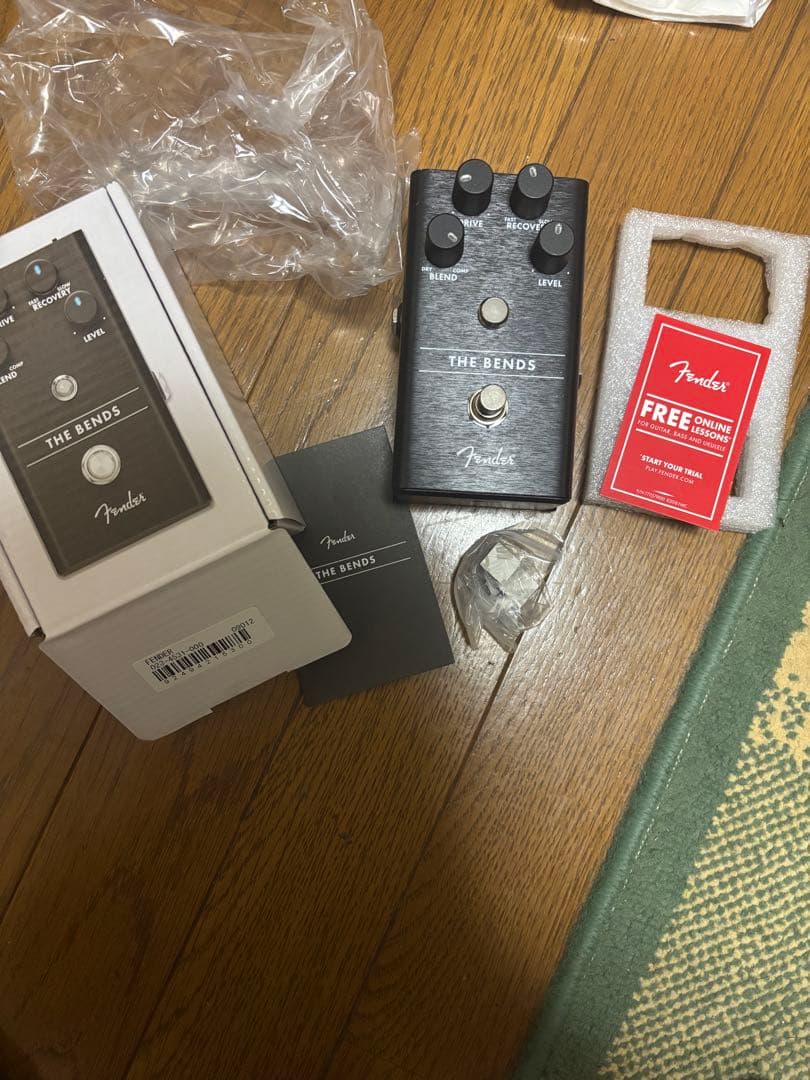 Fender THE BENDS コンプレッサー Fender The Bends Compressor | Long & McQuade