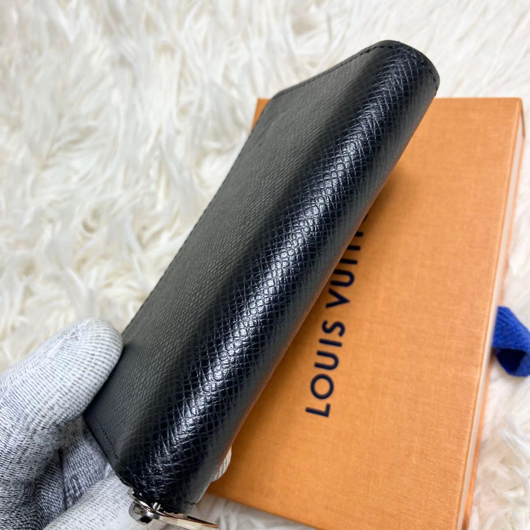 【未使用級】ルイヴィトン タイガ パース ジッピー 箱付き