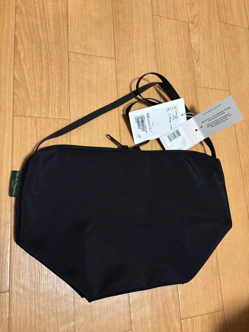 最安値 新品☆エルベシャプリエ ビッグポシェット ノアール - メルカリ