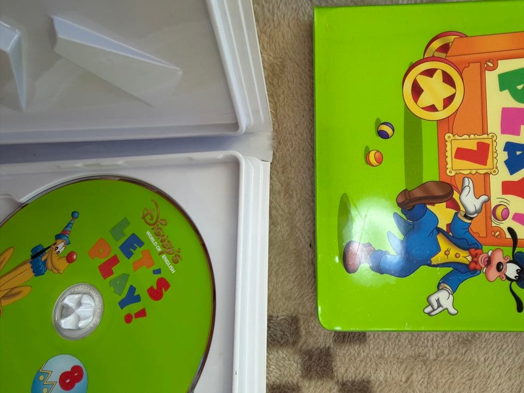 【中古特価】2018 DWE ディズニー英語 DVD、CD、BOOK