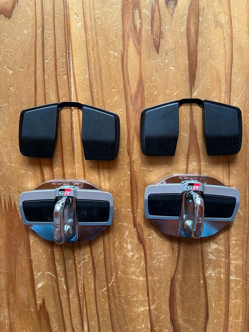 TRD GRドアスタビライザー 2個セット 即納 TRD GR ドアスタビライザー 1セット 2個入 #563101040 – トラスト