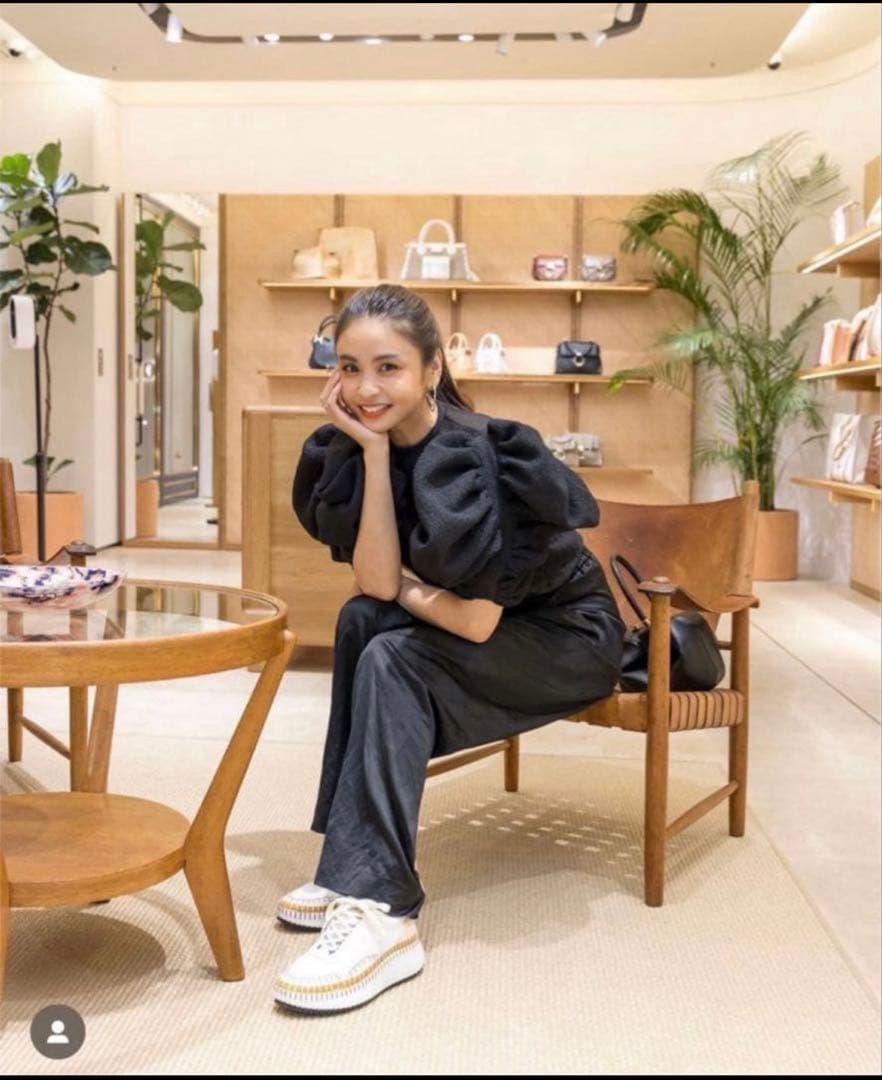 LUDLOW ブラック パフスリーブ トップス LUDLOW ブラック パフスリーブ トップス 楽天市場】【半額クーポン対象