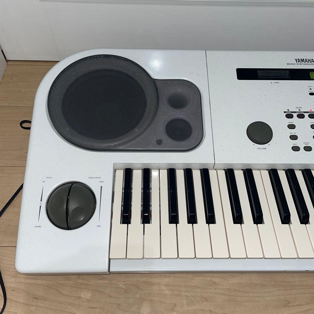 ヤマハ YAMAHA EOS B700 オールインワン シンセサイザー 小室哲哉