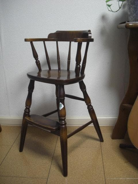 ◆キツツキ◆飛騨産業◆子供椅子◆ウインザーチェア◆1970年～2000年◆ 飛騨産業/キツツキ ダイニングチェア(A) ウィンザーバック - 中古家具