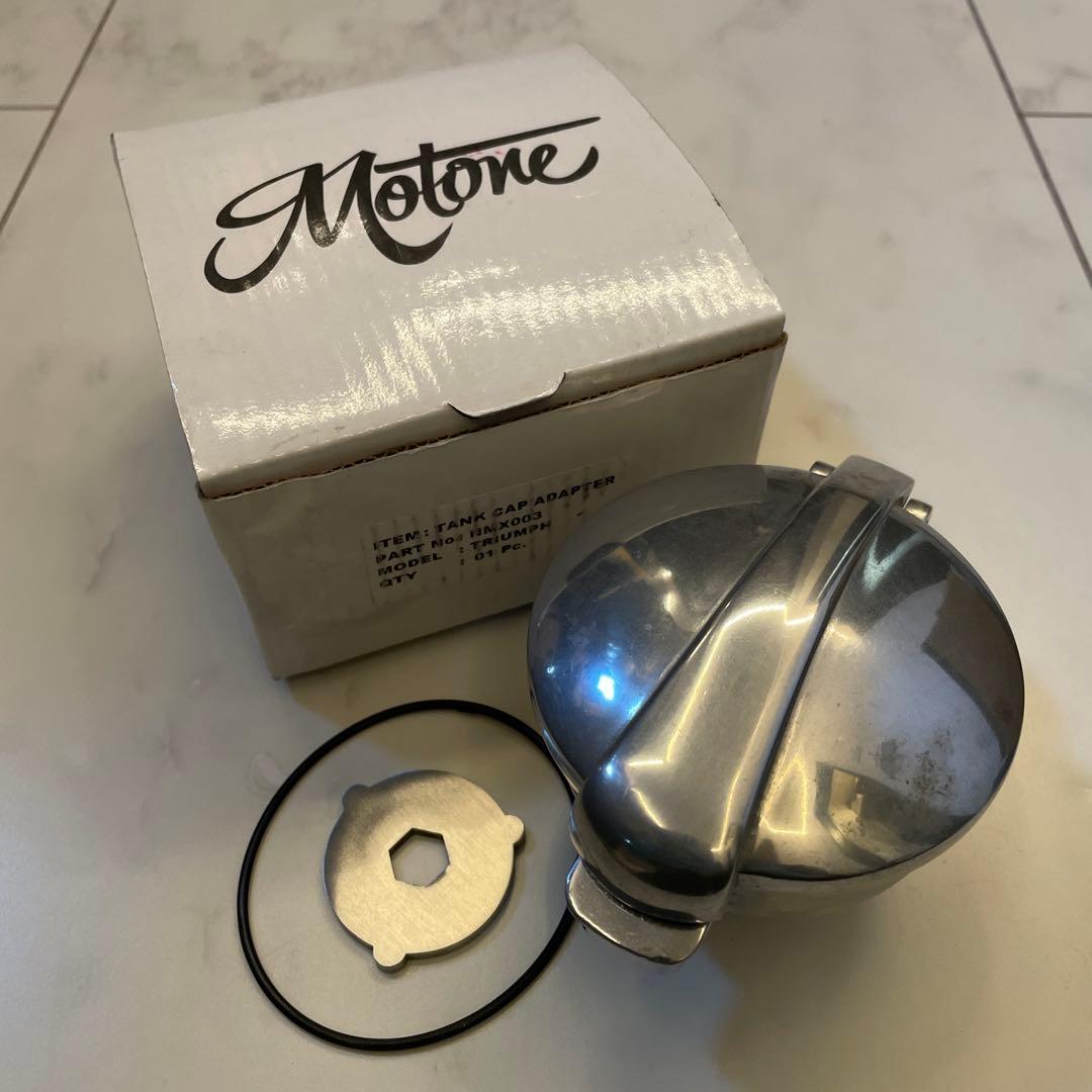 TRIUMPH タンクキャップ モートーン ボンネビル ボバー トライアンフ 楽天市場】Motone(モートーン) タンクキャップ ブラック/フラット