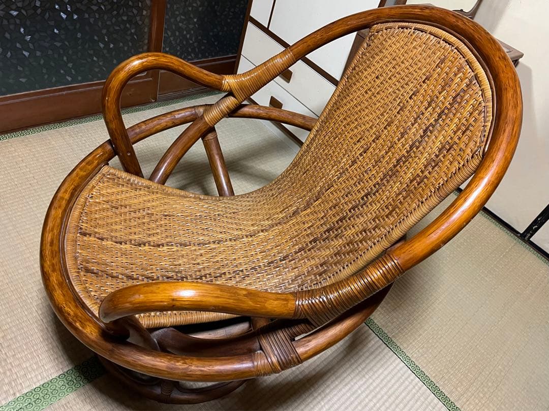 週末限定価格 座面ゆったりサイズ 天然籐 肘付360℃回転チェアB