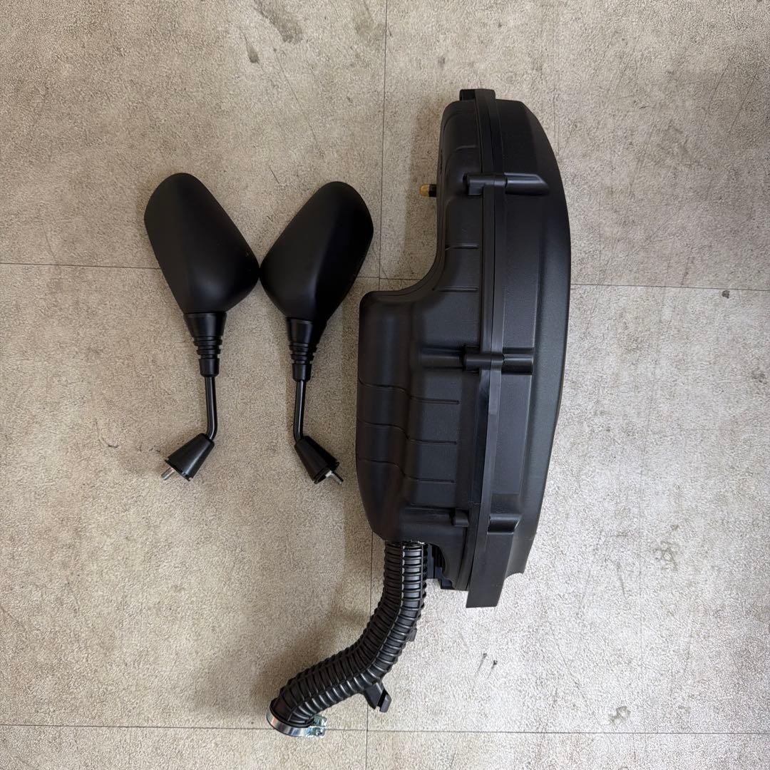 mashページ☆ 2018-2021 MAZDA CX-30 REAR PANEL CENTER BRACKET NEW OEM KD53-70