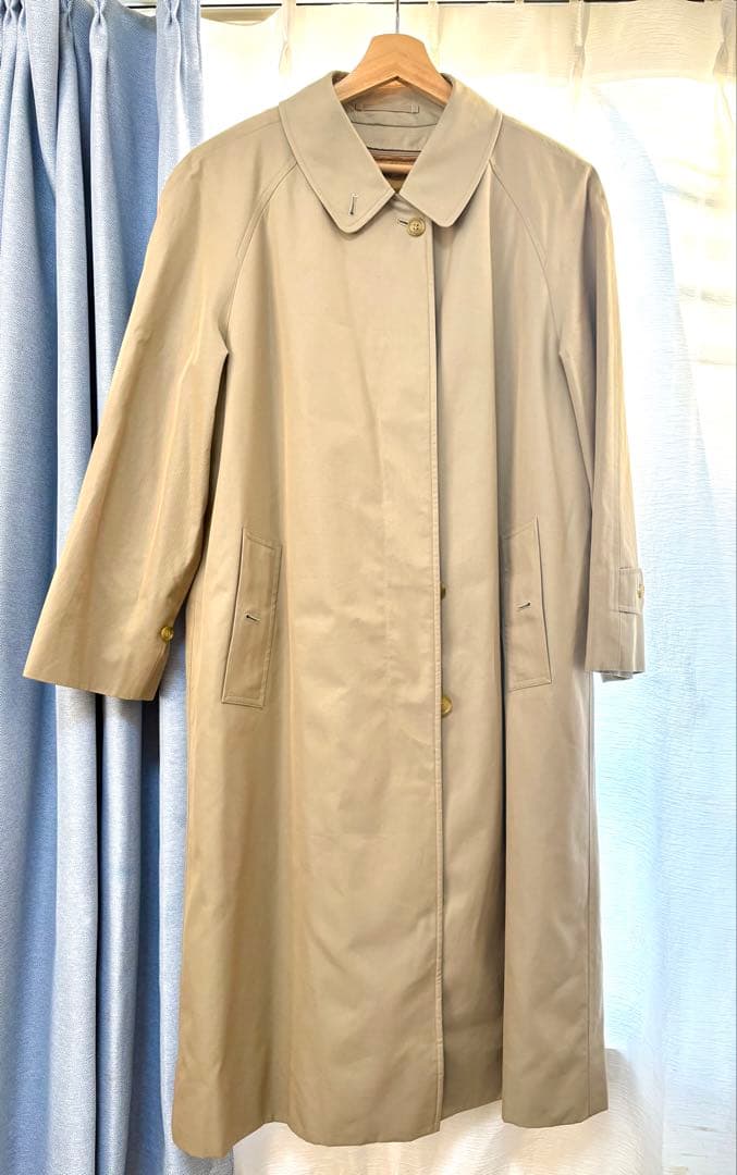 Burberry バーバリー　ベージュ ロングコート チェック裏地 バーバリーBURBERRY LONDON THE WATERLOO 裏ノバチェックトレンチ