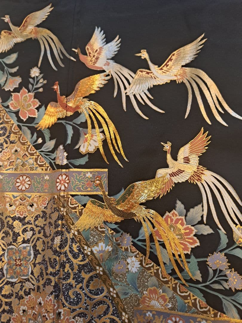 美品❇️さが美扱い 相良刺繍 金銀彩 黒留め袖 比翼仕立て 5つ紋フル