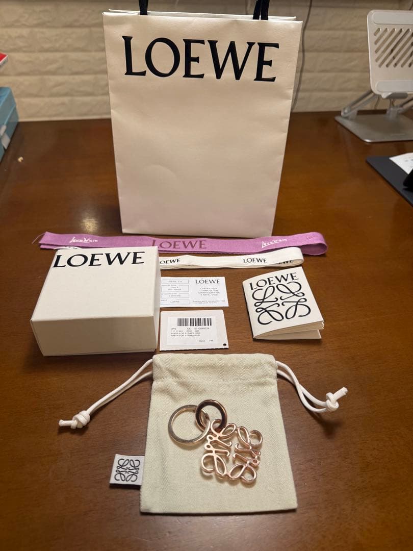 ロエベ　アナグラムチャーム　ローズゴールド 楽天市場】LOEWE ロエベ キーリング ANAGRAM KEYRING アナグラム