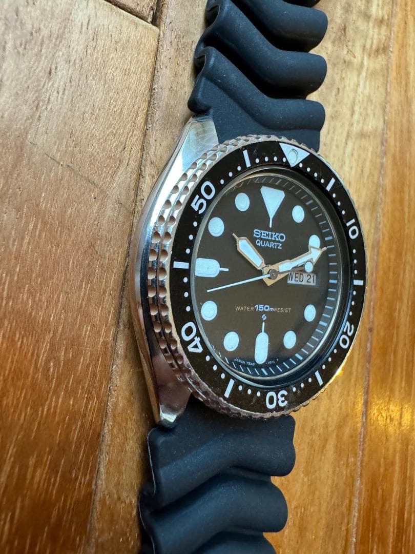 セイコー クオーツ 7548-7000 稼働中 ダイバー シャークメッシュブレス