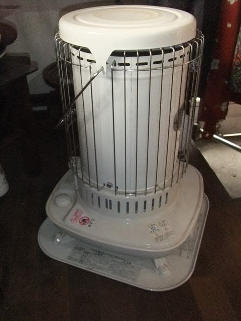 SL-66F 遠赤外線炎筒とホワイトフレームが身体をしんから温めます29000