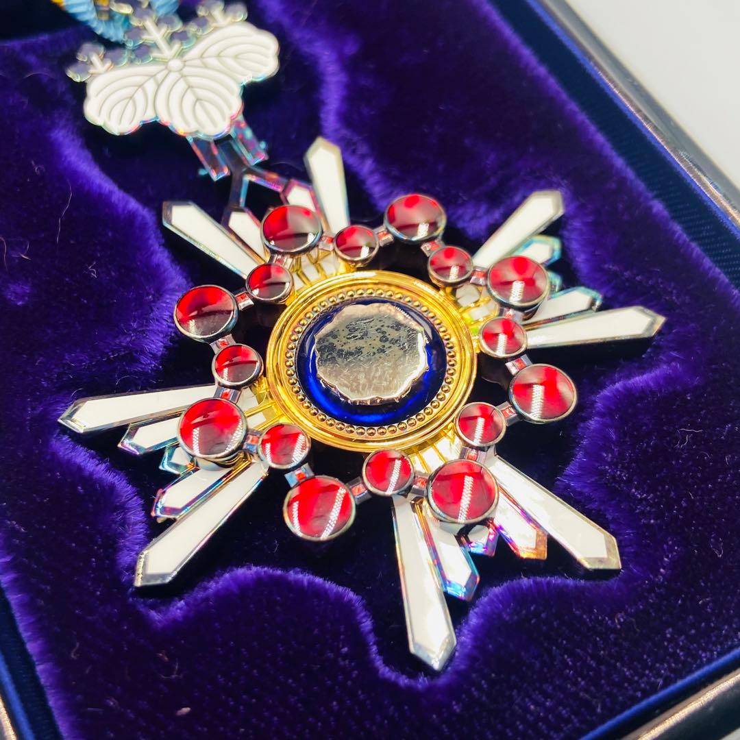 瑞宝双光章 瑞賓雙光章 共箱 付き 勲章 徽章 当時物 現状品 希少品