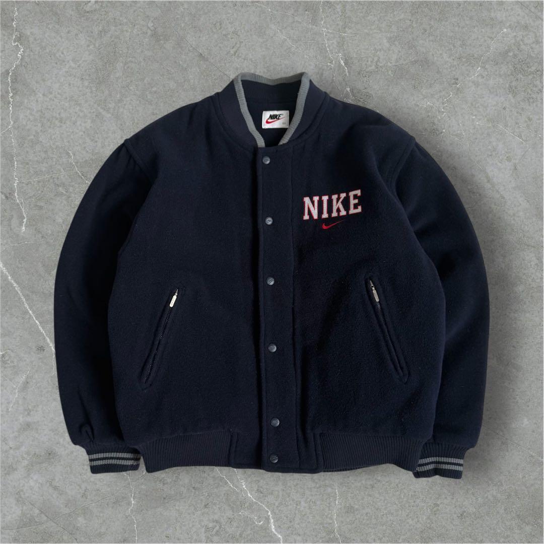 希少 90s NIKE スタジャン 短丈 ビッグスウォッシュ 刺繍 ネイビー