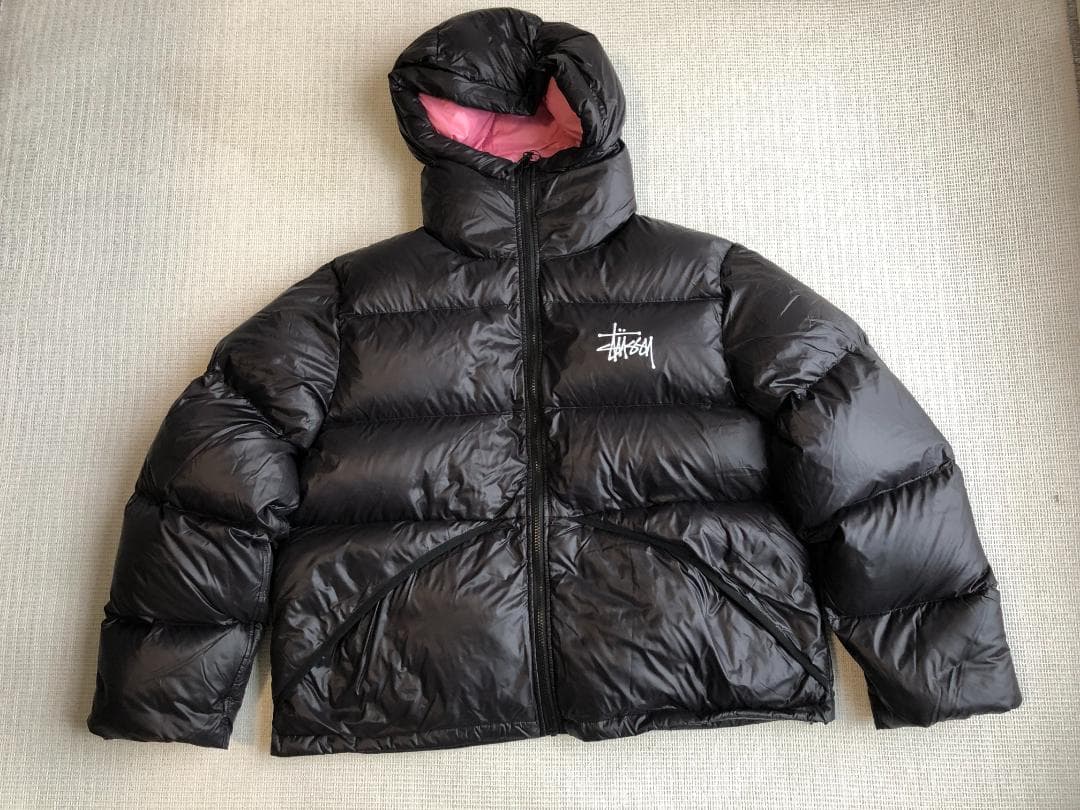 Stussy ブラック ダウンジャケット M - メルカリ